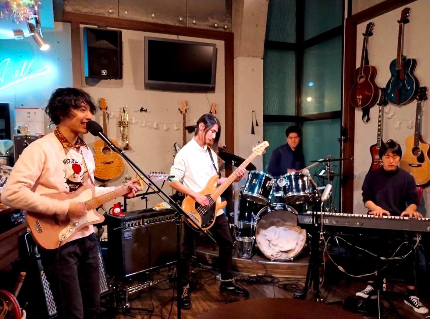 大阪の「かっこよくしすぎないライブハウス」　経営を引き継いだ地元ミュージシャン、大切なのは音楽性より地元住民の居心地