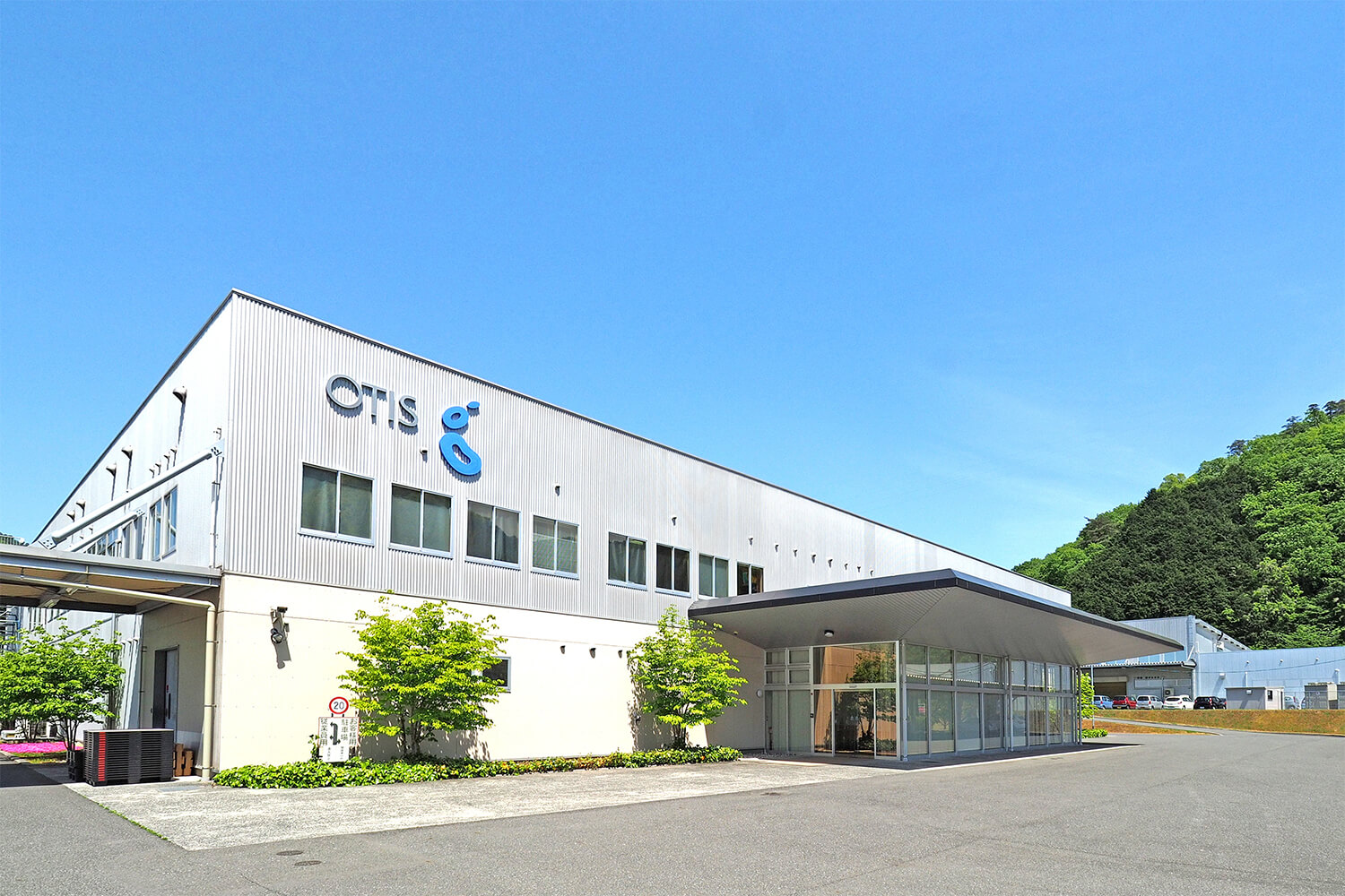中途入社7年で抜擢、「3日後に社長になってくれ」——異例の承継と、その理由