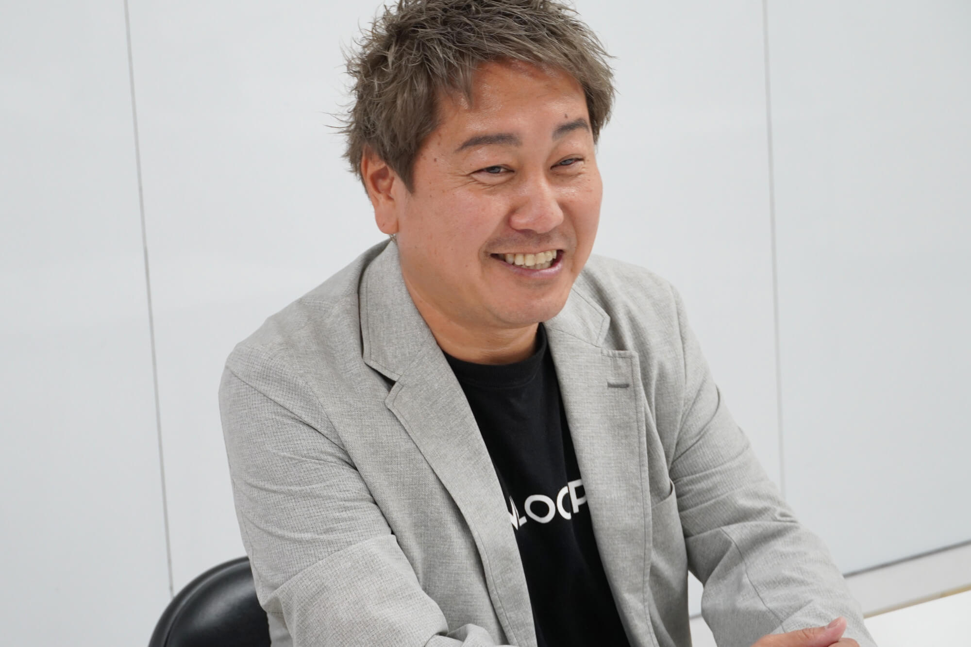 「30年やってきた。週１回でいいから働かせて」　元経営者のベテラン女性と一緒に歩んだ、若者向け美容室の「成功した事業承継」